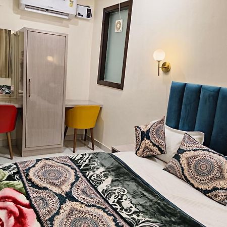 Blu Breeze Hotel Amritsar Exterior photo